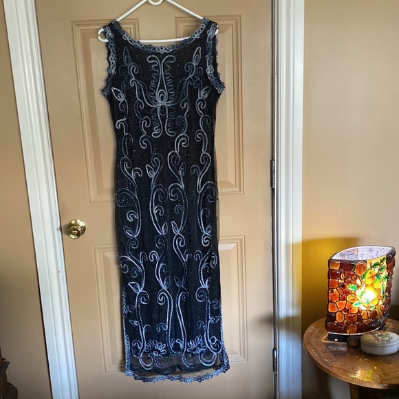 Lovely Sparkly Dress fully Lined - Picture 3 of 5